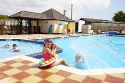 Solent Breezes Holiday Park - Holiday Parks, Caravan Holidays in Hampshire