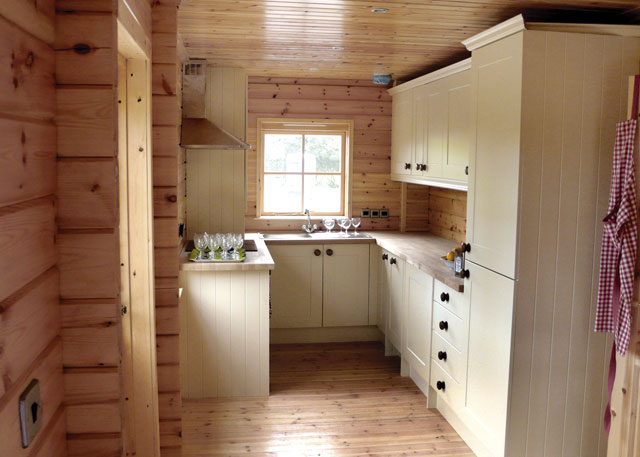 Anglesey Lakeside Lodges - Holiday Parks, Caravan Holidays in Anglesey