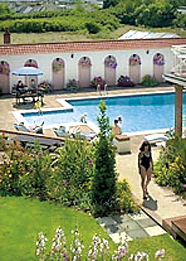 Beau Vallon - Holiday Parks, Caravan Holidays in Guernsey