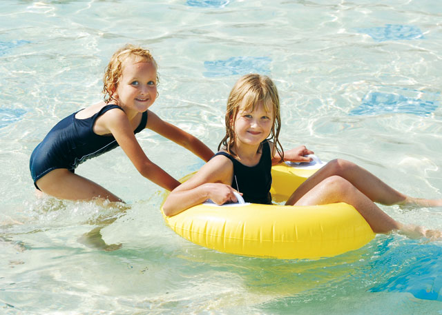 Broadland Sands - Holiday Parks, Caravan Holidays in Suffolk