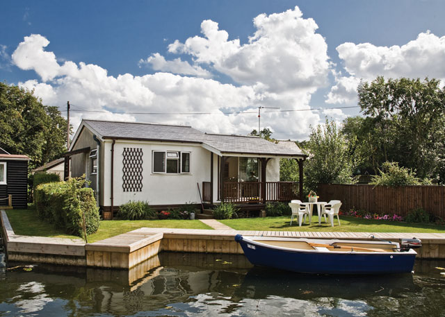 Bure-Way and Rosemere - Holiday Parks, Caravan Holidays in Norfolk