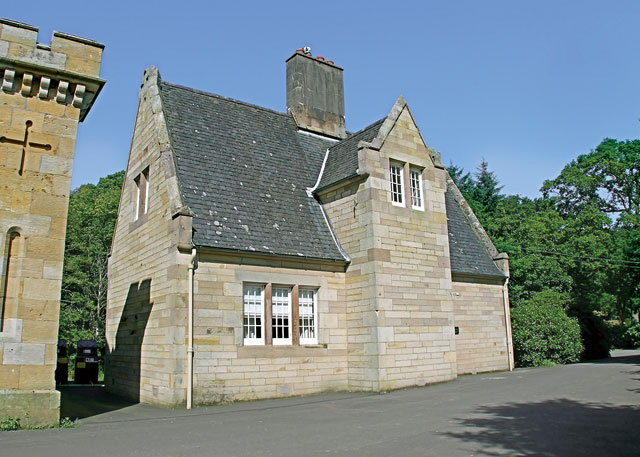 Cloncaird Castle Country Estate - Holiday Parks, Caravan Holidays in Ayrshire