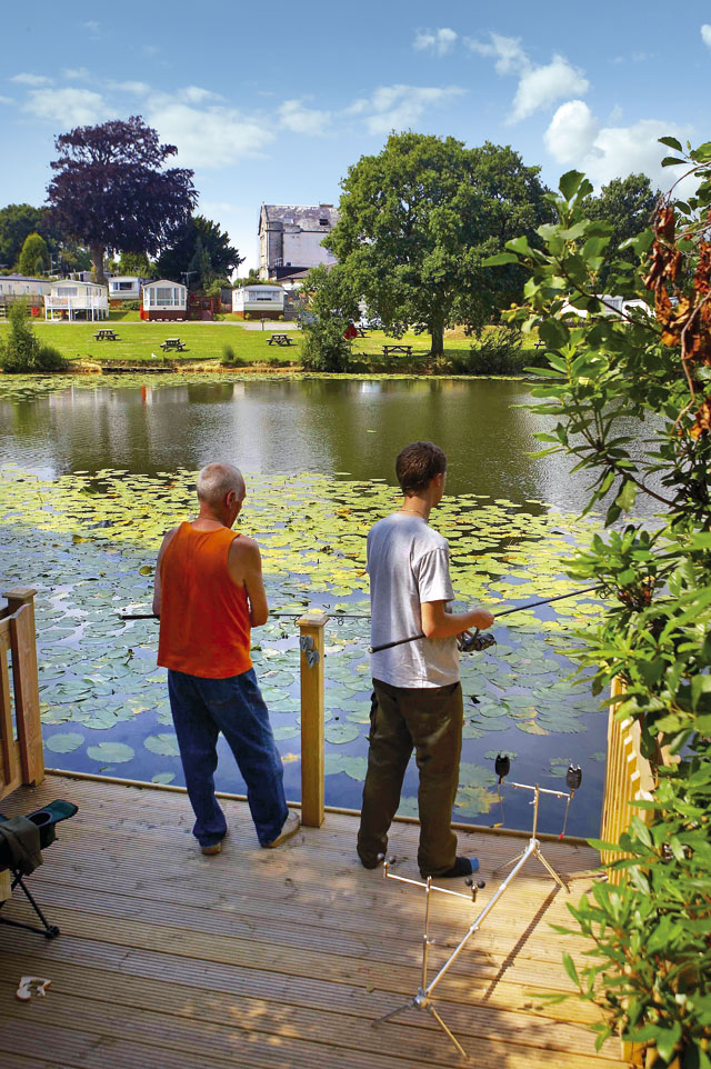 Coghurst Hall - Holiday Parks, Caravan Holidays in East Sussex
