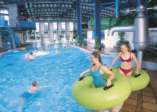 Hendra Holiday Park - Holiday Parks, Caravan Holidays in Cornwall