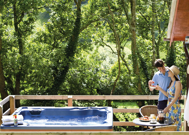 Ivyleaf Combe Lodges - Holiday Parks, Caravan Holidays in Cornwall