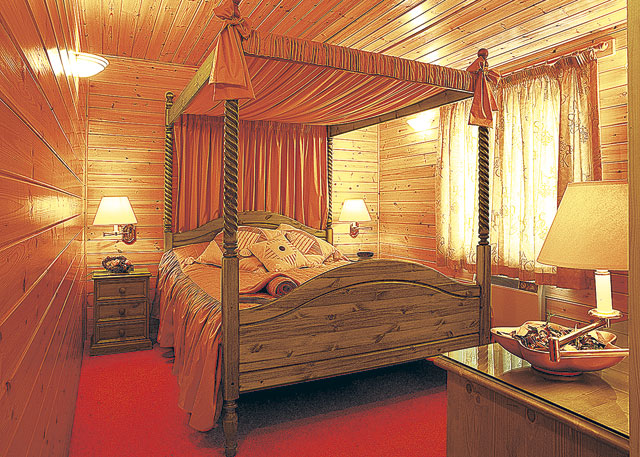 Loch Lomond Holiday Park - Holiday Parks, Caravan Holidays in Argyll and Bute