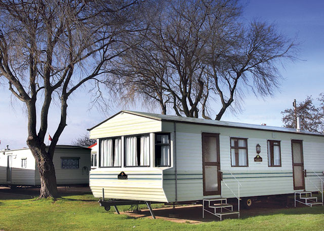 Manor Park Holiday Village - Holiday Parks, Caravan Holidays in Norfolk