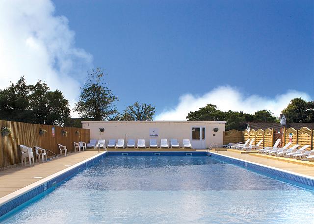 Waterside Park - Holiday Parks, Caravan Holidays in Suffolk