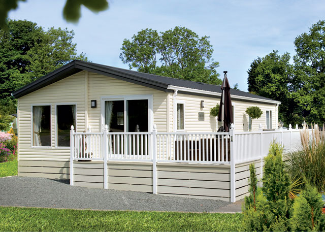 Tattershall Lakes Country Park - Holiday Parks, Caravan Holidays in Lincolnshire